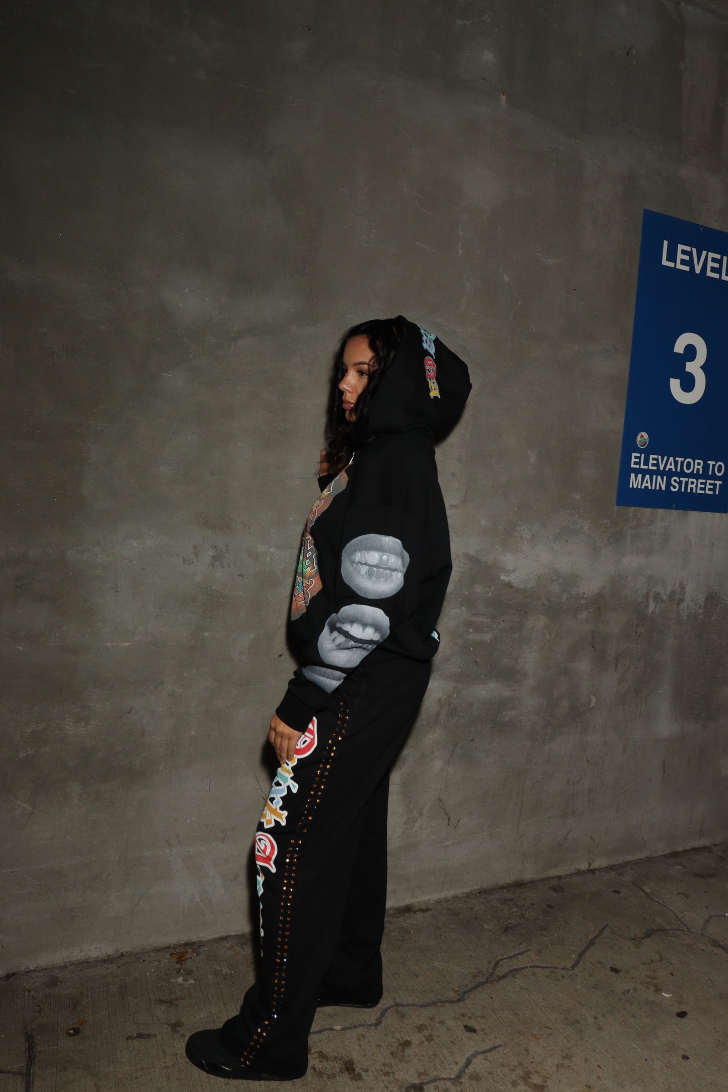 Black Quixk Access Sweatsuit